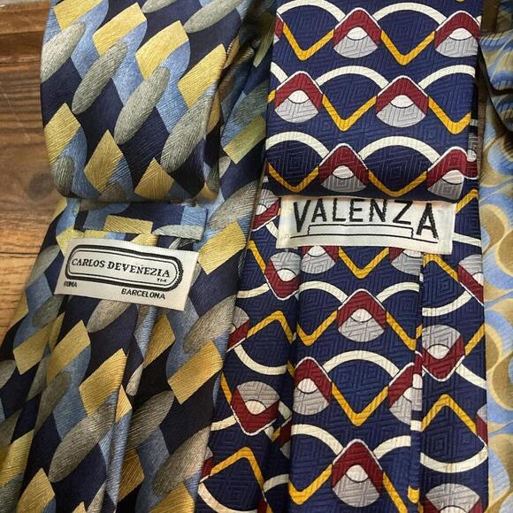 Lot of 6 Men’s Designer Ties, Silk, Polyester, Blend - Picture 6 of 9